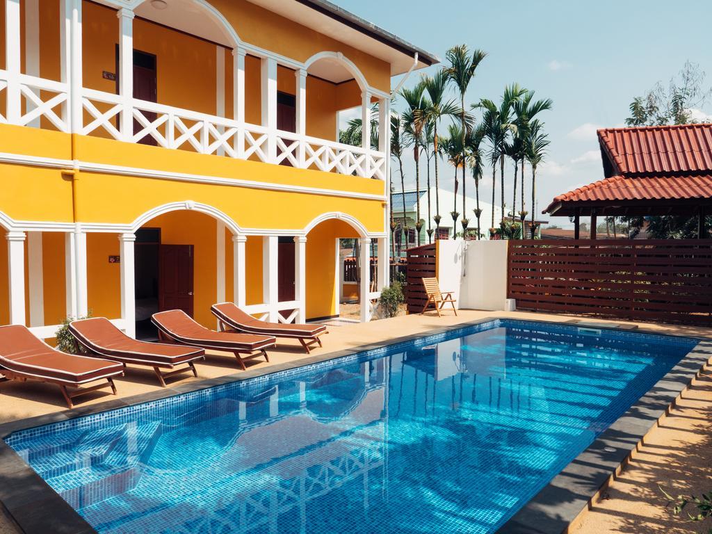 Le Jardin Hotel Pakxé Exteriör bild