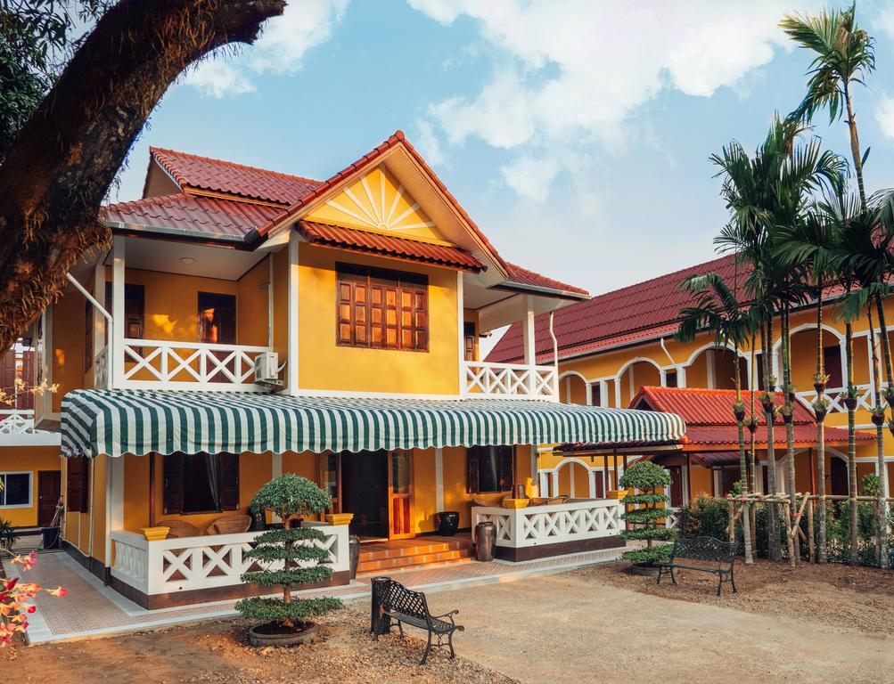 Le Jardin Hotel Pakxé Exteriör bild